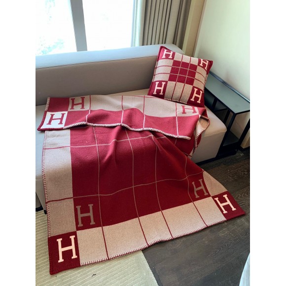 H**mes avalon iii throw blanket in red wool and cashmere