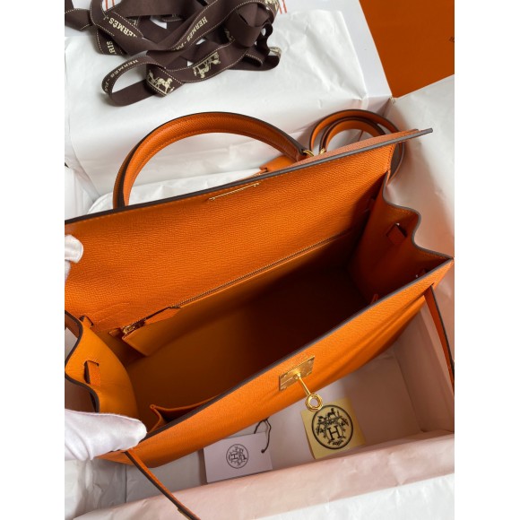 H**mes kelly sellier 32 handmade bag in orange epsom calfskin