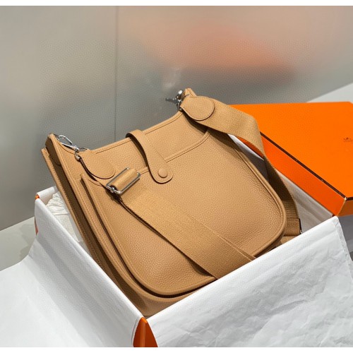 Hermes Evelyne III 29 Bag in Chai Clemence Leather