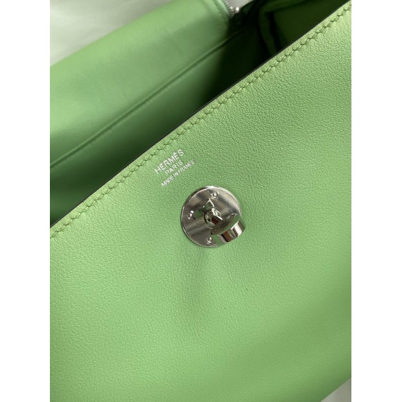 Hermes Lindy 26 Handmade Bag In Vert Cypres Swift Calfskin Hermes Lindy 26 Handmade Bag In Vert Cypres Swift Calfskin