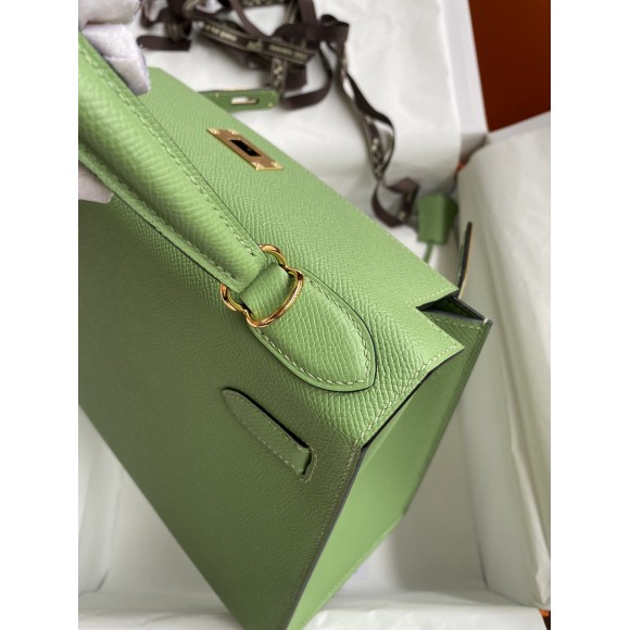 H**mes kelly sellier 28 handmade bag in vert criquet epsom calfskin