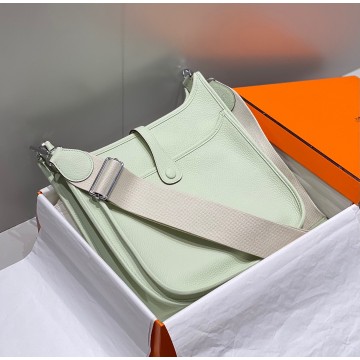 Hermes Evelyne III 29 Bag in Vert Fizz Clemence Leather Hermes Evelyne III 29 Bag in Vert Fizz Clemence Leather