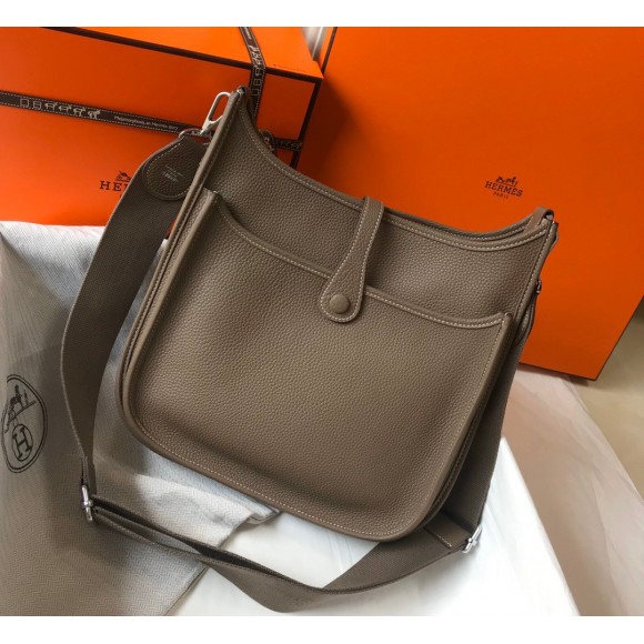 H**mes evelyne iii 29 bag in taupe clemence leather