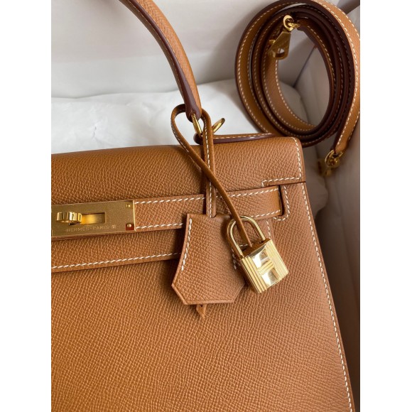 H**mes kelly sellier 28 handmade bag in gold epsom calfskin