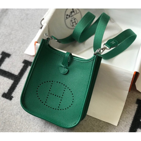 H**mes evelyne iii mini bag in vert vertigo clemence leather