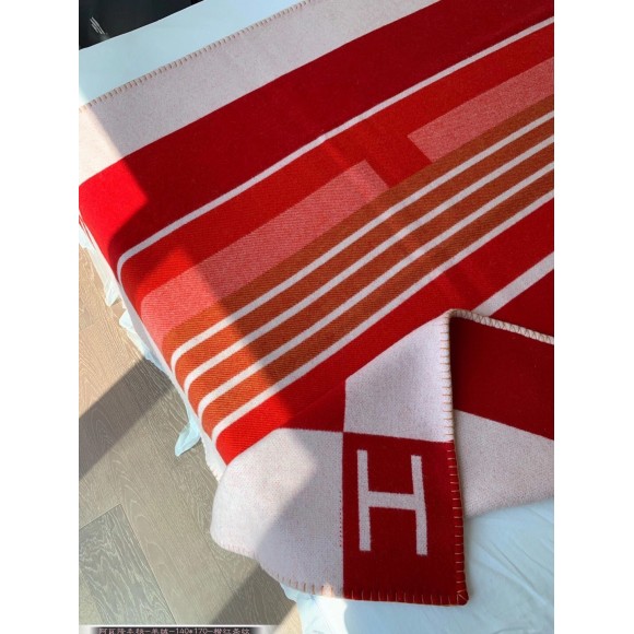 H**mes avalon vibration throw blanket in red wool and cashmere