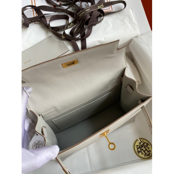 H**mes kelly danse ii handmade bag in pearl grey evercolor calfskin