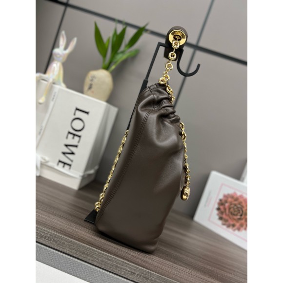 Loewe Small Squeeze Bag in Chocolate Nappa Lambskin Loewe Small Squeeze Bag in Chocolate Nappa Lambskin