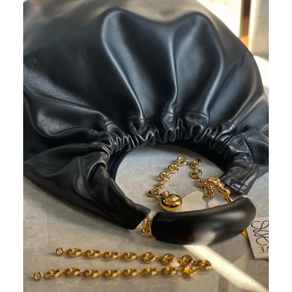 Loewe Medium Squeeze Bag in Black Nappa Lambskin Loewe Medium Squeeze Bag in Black Nappa Lambskin