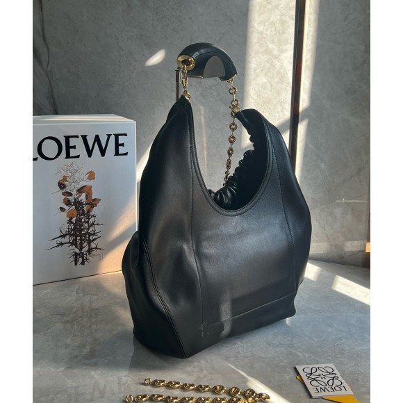 Loewe Medium Squeeze Bag in Black Nappa Lambskin Loewe Medium Squeeze Bag in Black Nappa Lambskin