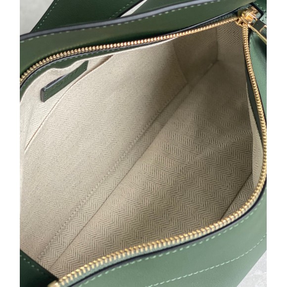 Loewe Puzzle Hobo Bag In Vintage Khaki Nappa Calfskin Loewe Puzzle Hobo Bag In Vintage Khaki Nappa Calfskin