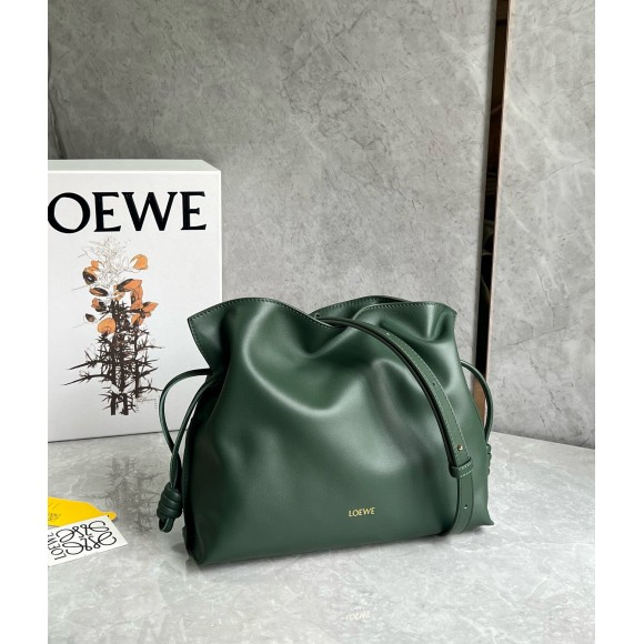 Loewe Flamenco Clutch Bag in Bottle Green Nappa Calfskin Loewe Flamenco Clutch Bag in Bottle Green Nappa Calfskin