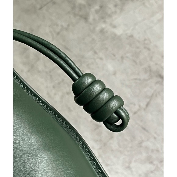 Loewe Flamenco Clutch Bag in Bottle Green Nappa Calfskin Loewe Flamenco Clutch Bag in Bottle Green Nappa Calfskin