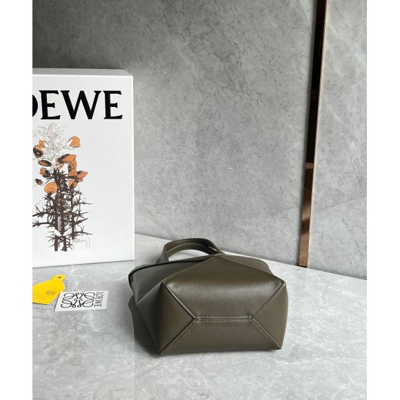 Loewe Mini Puzzle Fold Tote Bag in Dark Green Calfskin Loewe Mini Puzzle Fold Tote Bag in Dark Green Calfskin