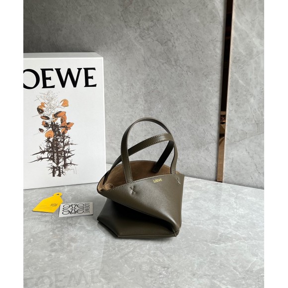 Loewe Mini Puzzle Fold Tote Bag in Dark Green Calfskin Loewe Mini Puzzle Fold Tote Bag in Dark Green Calfskin