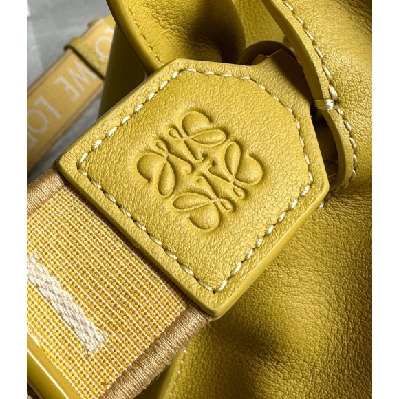 Loewe Flamenco Clutch Bag In Pale Yellow Leather Loewe Flamenco Clutch Bag In Pale Yellow Leather