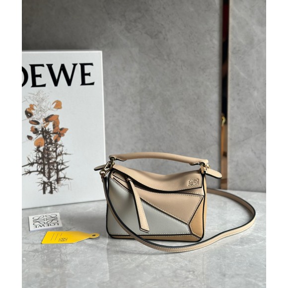 Loewe Puzzle Mini Bag In White/Warm Desert Calfskin Loewe Puzzle Mini Bag In White/Warm Desert Calfskin