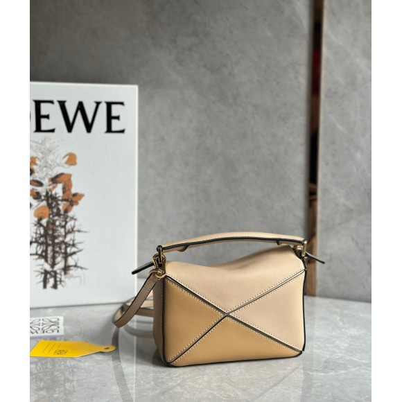 Loewe Puzzle Mini Bag In White/Warm Desert Calfskin Loewe Puzzle Mini Bag In White/Warm Desert Calfskin