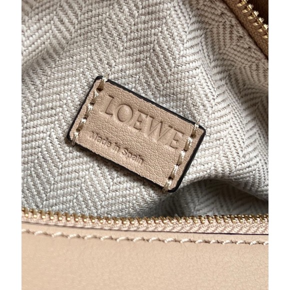 Loewe Puzzle Mini Bag In White/Warm Desert Calfskin Loewe Puzzle Mini Bag In White/Warm Desert Calfskin
