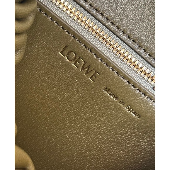Loewe Medium Squeeze Bag in Olive Nappa Lambskin Loewe Medium Squeeze Bag in Olive Nappa Lambskin