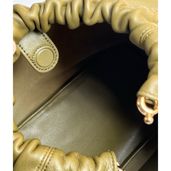 Loewe Medium Squeeze Bag in Olive Nappa Lambskin Loewe Medium Squeeze Bag in Olive Nappa Lambskin