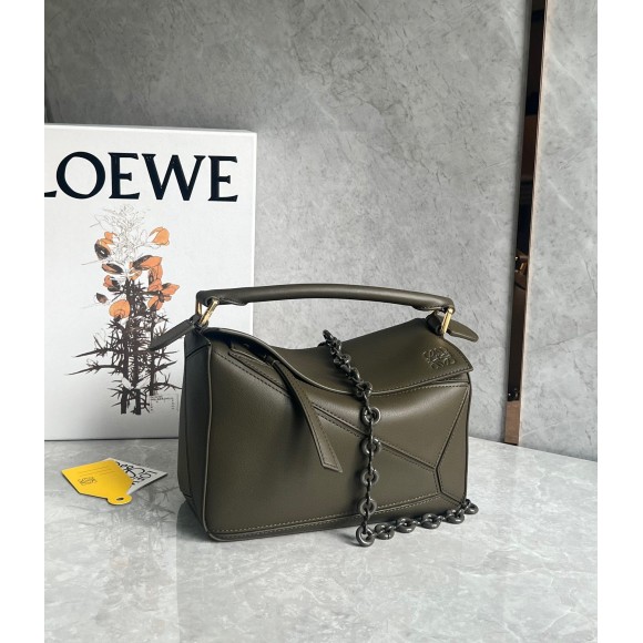 Loewe Puzzle Small Bag In Dark Green Classic Calfskin Loewe Puzzle Small Bag In Dark Green Classic Calfskin