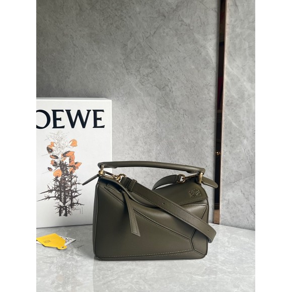 Loewe Puzzle Small Bag In Dark Green Classic Calfskin Loewe Puzzle Small Bag In Dark Green Classic Calfskin