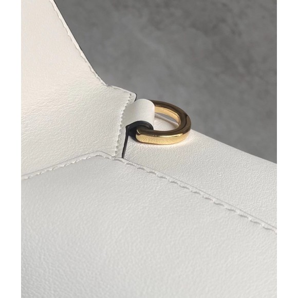 Loewe Puzzle Hobo Bag In White Nappa Calfskin Loewe Puzzle Hobo Bag In White Nappa Calfskin