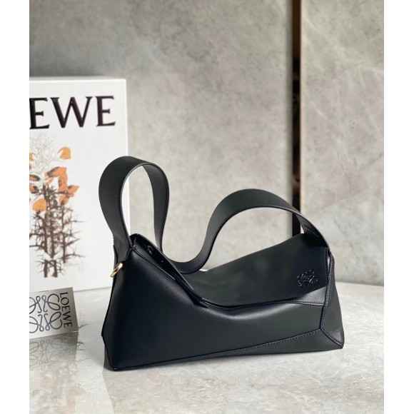 Loewe Puzzle Hobo Bag In Black Nappa Calfskin Loewe Puzzle Hobo Bag In Black Nappa Calfskin