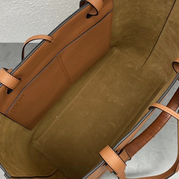 Loewe Anagram Medium Tote Bag In Brown Calfskin Loewe Anagram Medium Tote Bag In Brown Calfskin