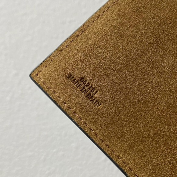 Loewe Anagram Medium Tote Bag In Brown Calfskin Loewe Anagram Medium Tote Bag In Brown Calfskin