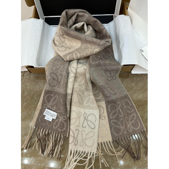 Loewe Anagram Checkerboard Scarf in Beige Wool and Cashmere