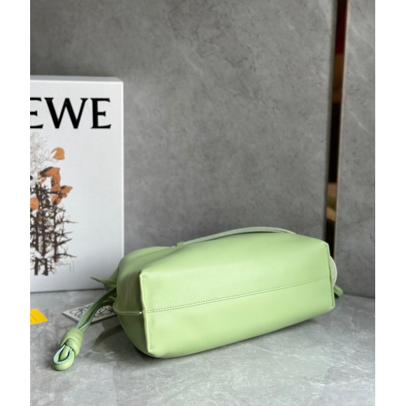Loewe Flamenco Clutch Bag In Lime Green Leather Loewe Flamenco Clutch Bag In Lime Green Leather