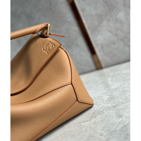 Loewe Puzzle Medium Bag In Toffee Grained Calfskin Loewe Puzzle Medium Bag In Toffee Grained Calfskin