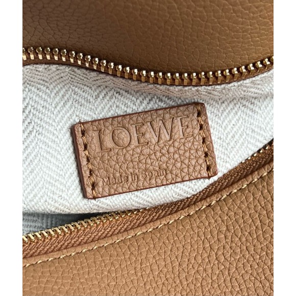 Loewe Puzzle Medium Bag In Toffee Grained Calfskin Loewe Puzzle Medium Bag In Toffee Grained Calfskin