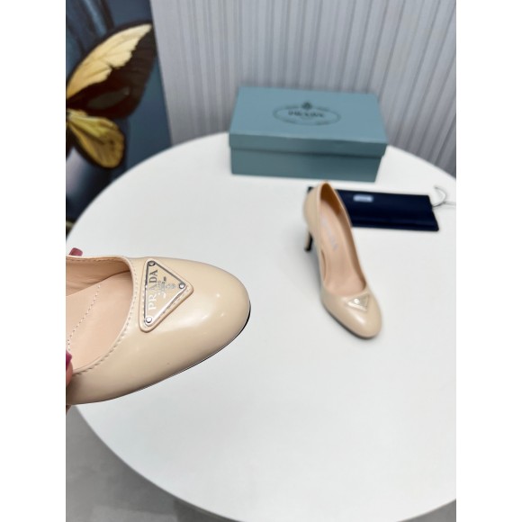 Prada Pumps 85mm In Powder Pink Patent Leather Prada Pumps 85mm In Powder Pink Patent Leather