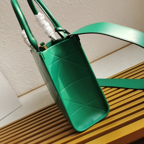 Pra*a symbole small bag with topstitching in green leather