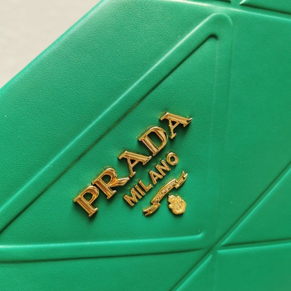 Pra*a symbole small bag with topstitching in green leather