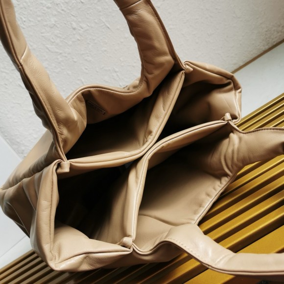 Pra*a medium tote bag in beige nappa leather