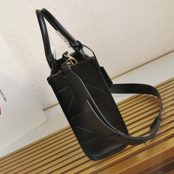 Pra*a symbole small bag with topstitching in black leather