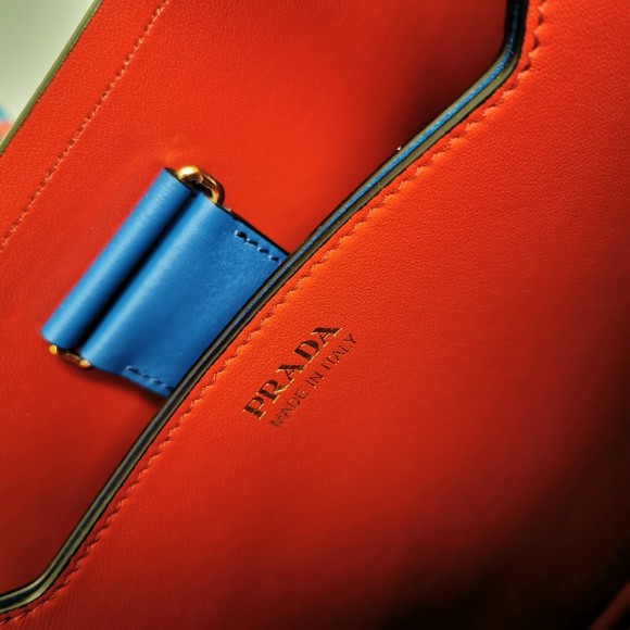 Prada Large Panier Bag In Blue Saffiano Leather Prada Large Panier Bag In Blue Saffiano Leather