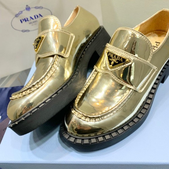 Prada Women's Loafers In Gold Metallic Leather Prada Women's Loafers In Gold Metallic Leather