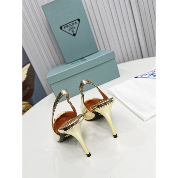 Prada Slingbacks Pumps 85mm In Gold Metallic Leather Prada Slingbacks Pumps 85mm In Gold Metallic Leather