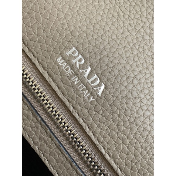 Prada Flap Shoulder Bag in Grey Grained Leather Prada Flap Shoulder Bag in Grey Grained Leather