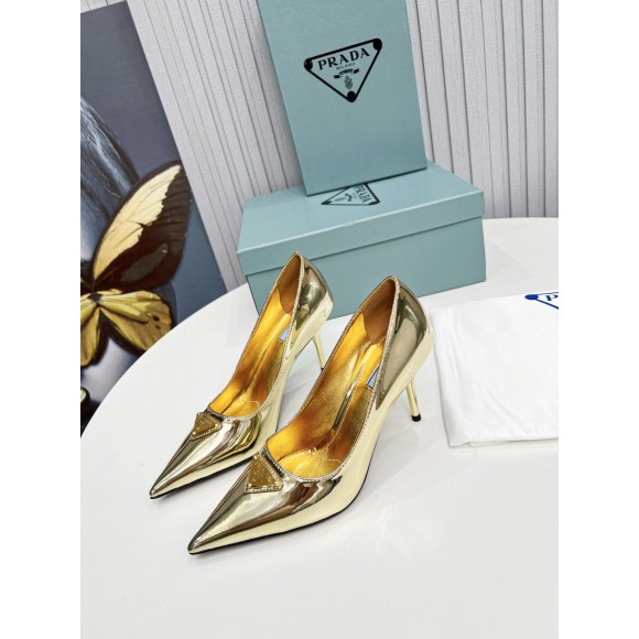 Prada Pumps 85mm In Gold Metallic Leather Prada Pumps 85mm In Gold Metallic Leather