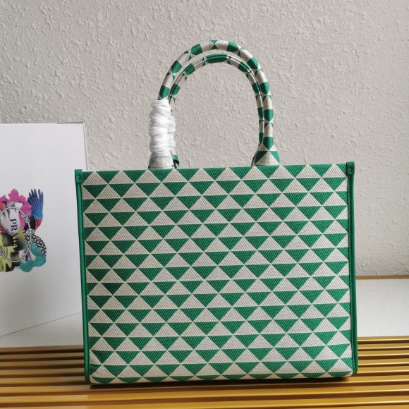 Pra*a symbole large bag in green/white jacquard fabric