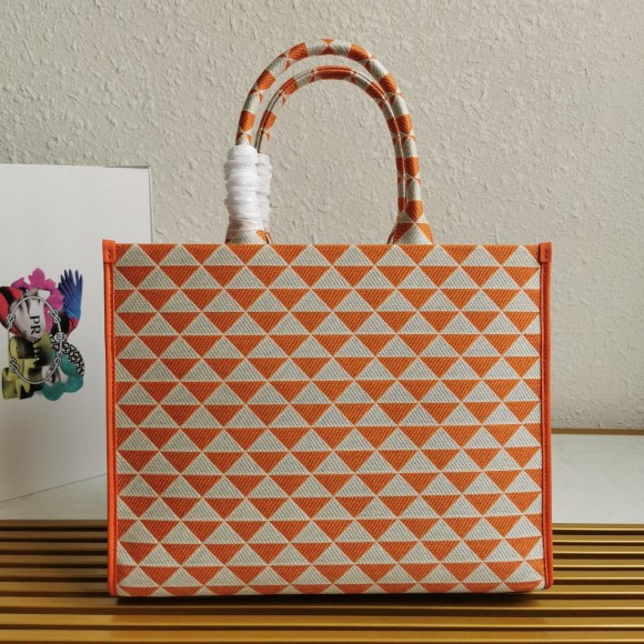 Pra*a symbole large bag in orange/white jacquard fabric