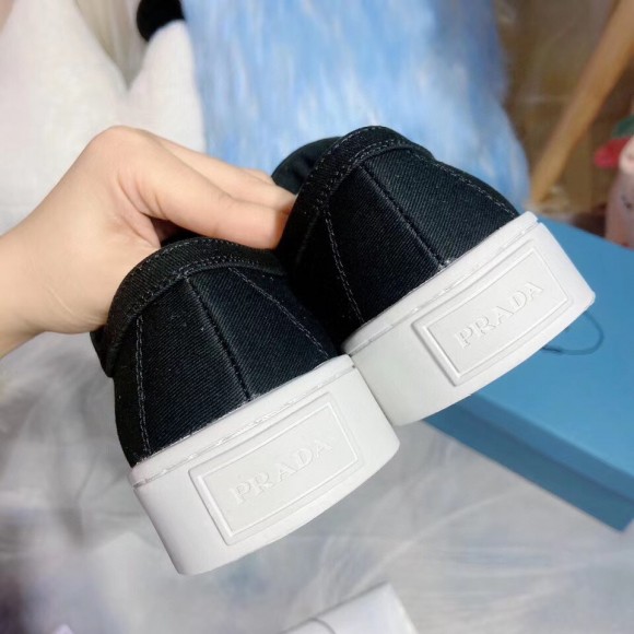 Prada Women's Low-top Sneakers In Black Gabardine Fabric Prada Women's Low-top Sneakers In Black Gabardine Fabric