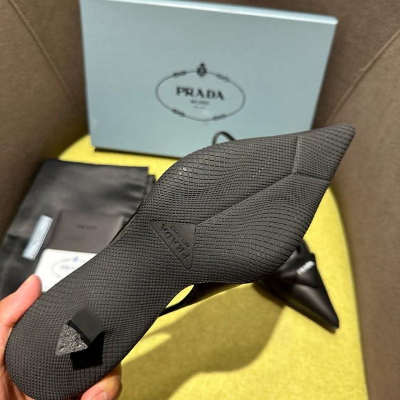 Prada Slingback Pumps in Black Padded Leather Prada Slingback Pumps in Black Padded Leather