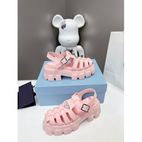 Prada Foam Sandals in Light Pink Rubber